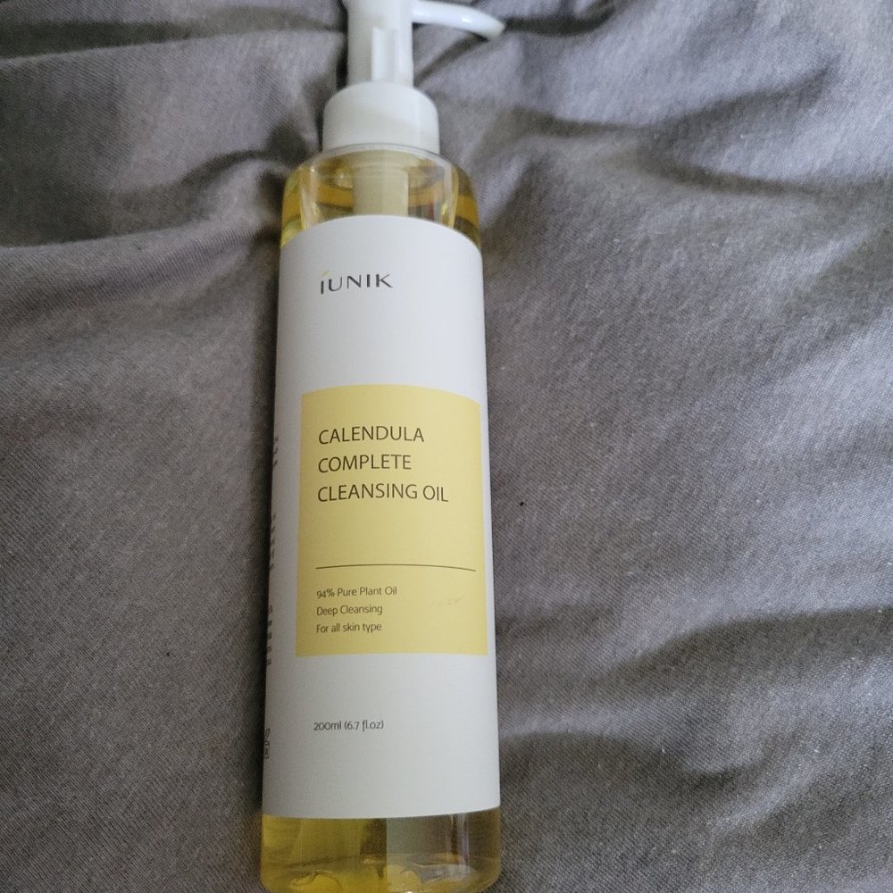 IUNIK Calendula Complete Cleansing Oil